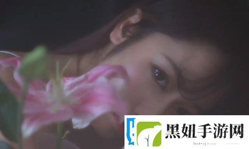 丰满的女邻居三级上映引爆讨论-观众评价：从头到尾无法移开视线！