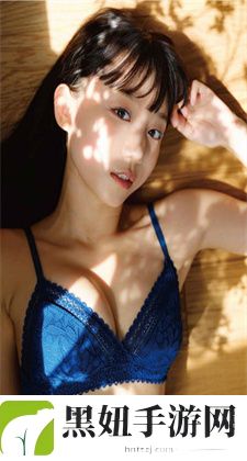 《金花瓶楷梅花2》：探讨《金花瓶楷梅花2》在艺术传承和创新方面的重要意义与设计特色