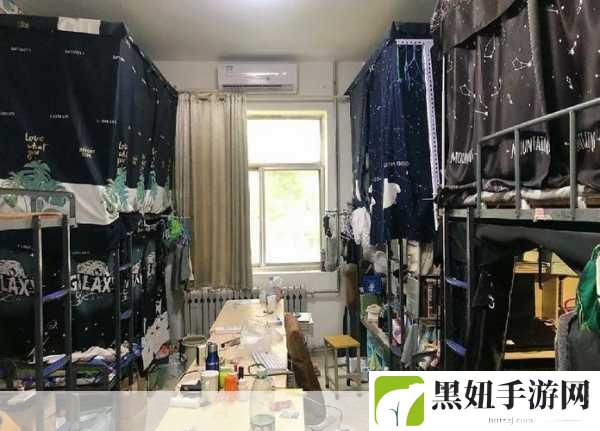 女生宿舍5中汉字晋通话：1. 女生宿舍5中汉字的交流与友谊