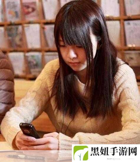 成熟丰满多毛大隐户的魅力：1. 探索成熟魅力：丰满多毛大隐户的吸引力