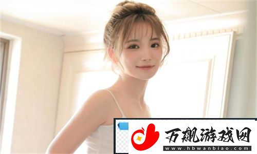 蜜丝婷大草莓和小草莓对比-外形与功效的全方位解析：让你选择不再困惑