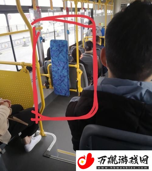 应对在公交车里c弄到高C了怎么办