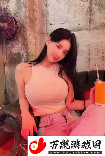 18水蜜桃与大黄瓜的奇妙搭配，网友直言：夏天的清新滋味！